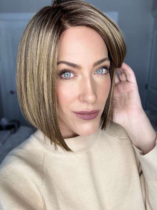 London | Synthetic Lace Front Wig (Mono Part) - Image 2